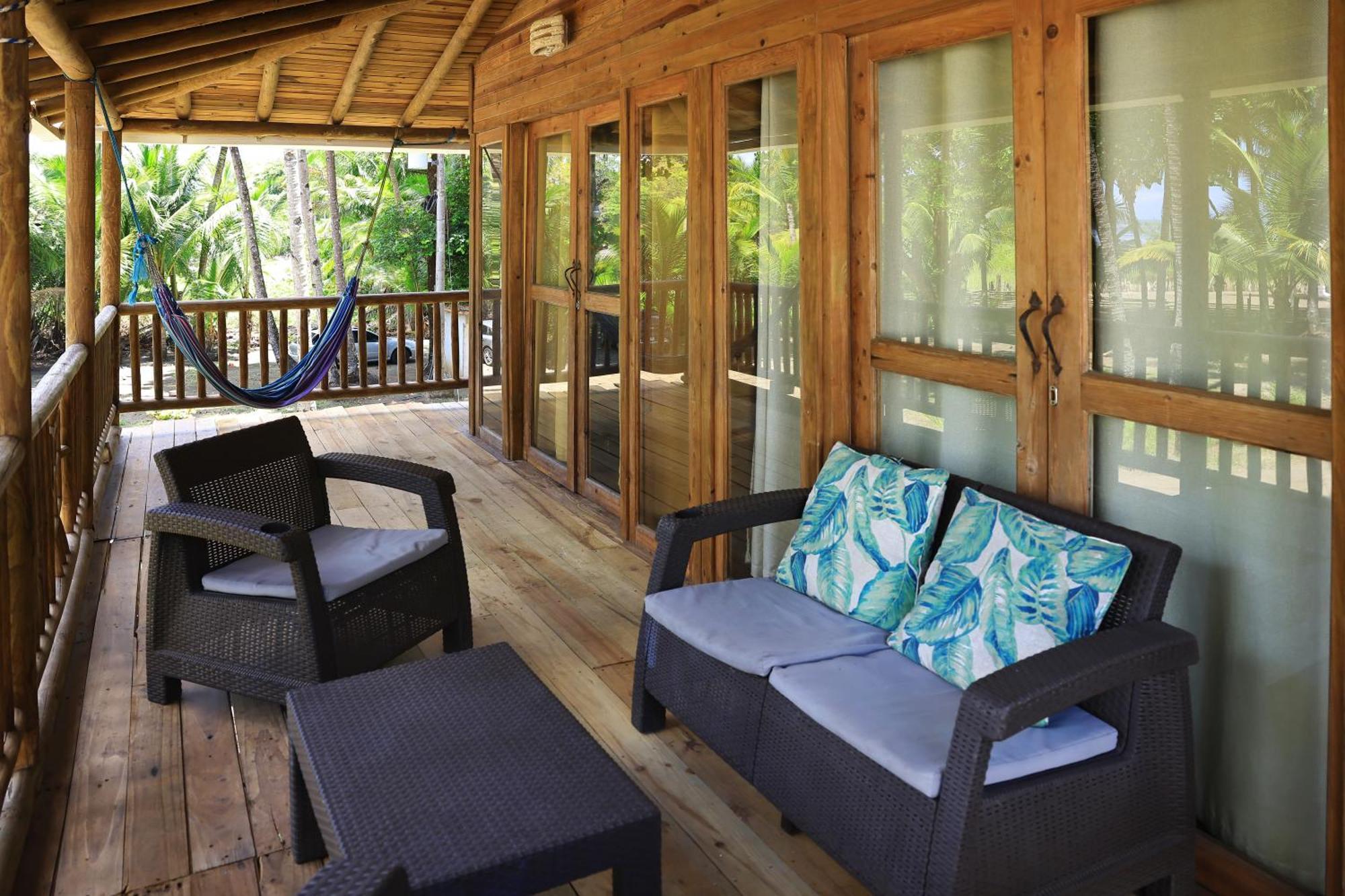 Hotel Oasis & Surf Camp Santa Catalina Exterior foto