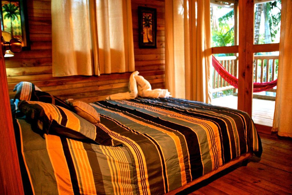 Hotel Oasis & Surf Camp Santa Catalina Quarto foto
