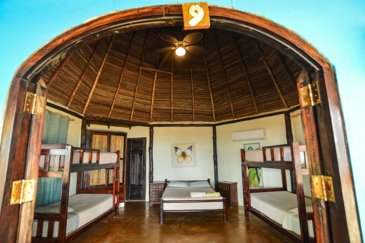 Hotel Oasis & Surf Camp Santa Catalina Exterior foto